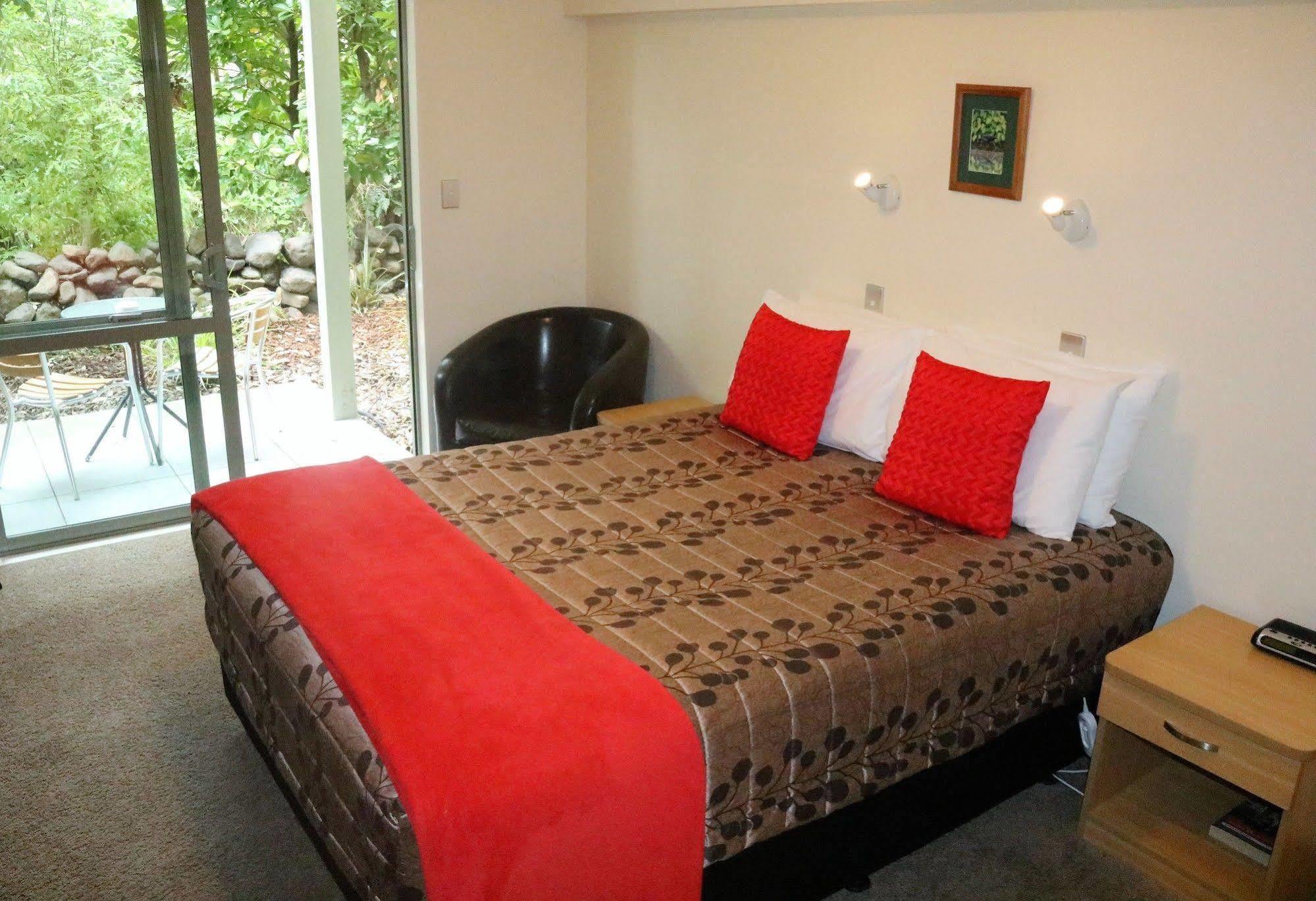 La Rochelle Motel Акароа Экстерьер фото